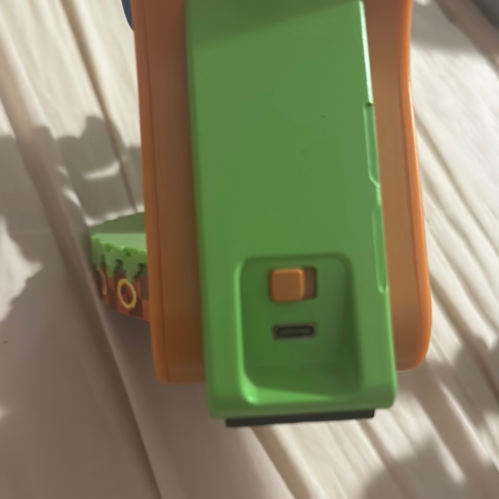 Sonic the Hedgehog PS5 controller holders - Picture 2 of 8